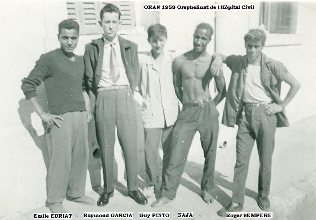 ORAN - Orphelinat de l hopital civil 1958.jpg
